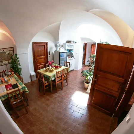 Aparthotel Mini Hotel Abraka & Apartments