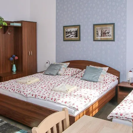 Aparthotel Mini Abraka & Český Krumlov