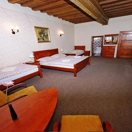 Mini Abraka & Aparthotel Český Krumlov