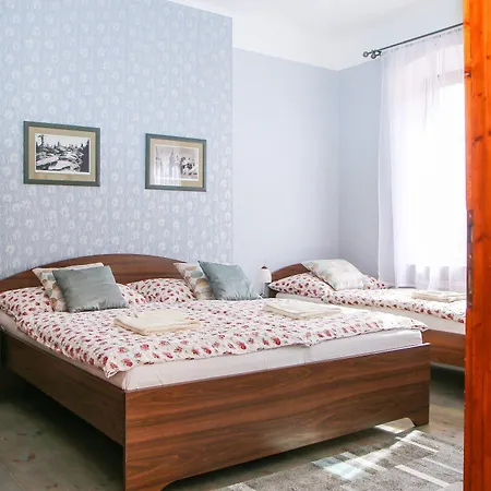 Aparthotel Mini Abraka & Český Krumlov
