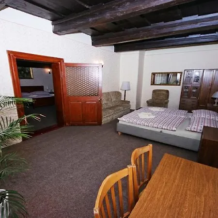 Aparthotel Mini Hotel Abraka & Apartments Cesky Krumlov