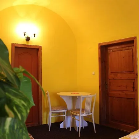 Aparthotel Mini Hotel Abraka & Apartments Cesky Krumlov