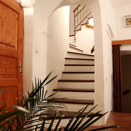 Aparthotel Mini Hotel Abraka & Apartments