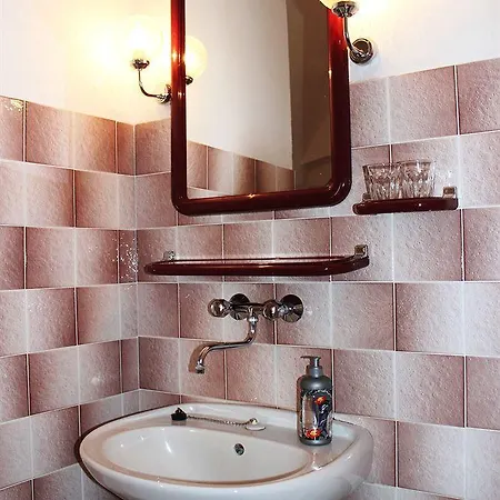 Aparthotel Mini Hotel Abraka & Apartments 4*