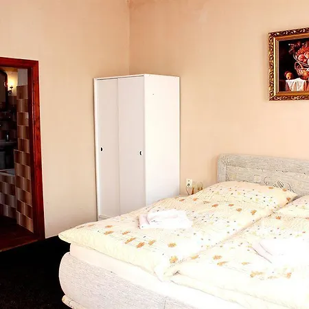 Aparthotel Mini Hotel Abraka & Apartments 4*