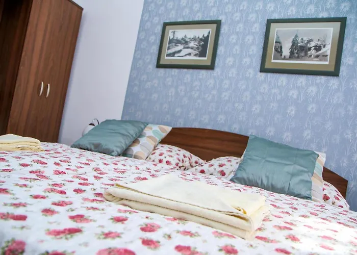 Apartmanhotel Mini Abraka & 4*