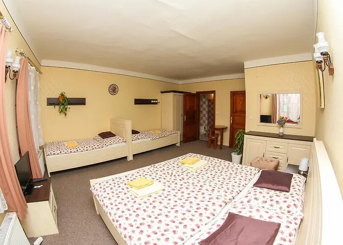 Apartmanhotel Mini Abraka & 4*