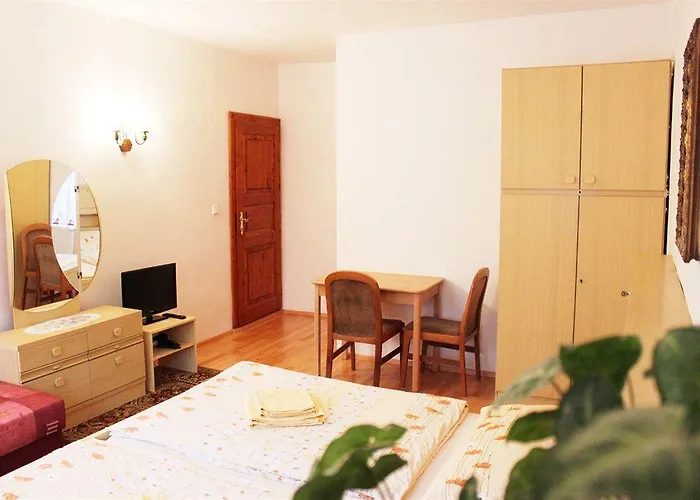 Aparthotel Mini Abraka &