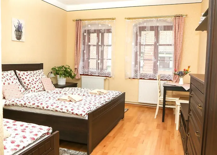 Aparthotel Mini Abraka & 4*